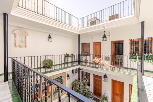 Loft And Bike Alameda Apartment Sevilla Bagian luar foto